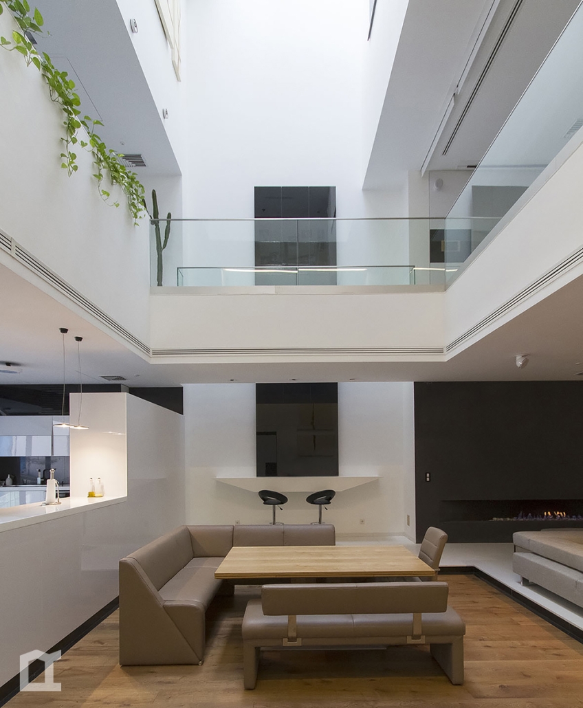 13_Photo by Parham Taghioff گروه ساختمانی ویرا