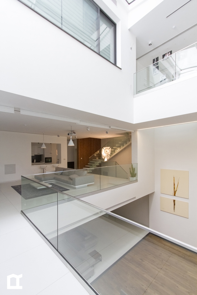 18_Photo by Parham Taghioff گروه ساختمانی ویرا